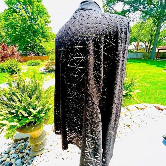 Maria Gabrielle  Black Eyelet Open Cardigan size XL - Picture 8 of 9